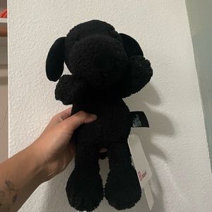 KAWS Peanuts x Uniqlo Plushy